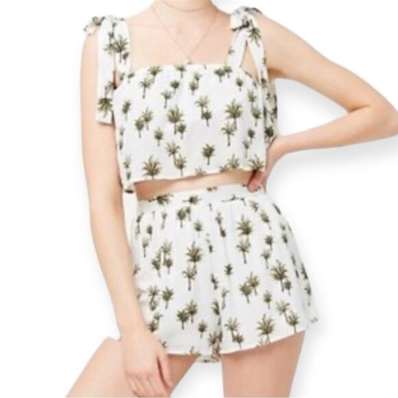 Forever 21 White Palm Tree Crop Top Tie Strap Summer Resort Beachwear Sz Small - Picture 2 of 9